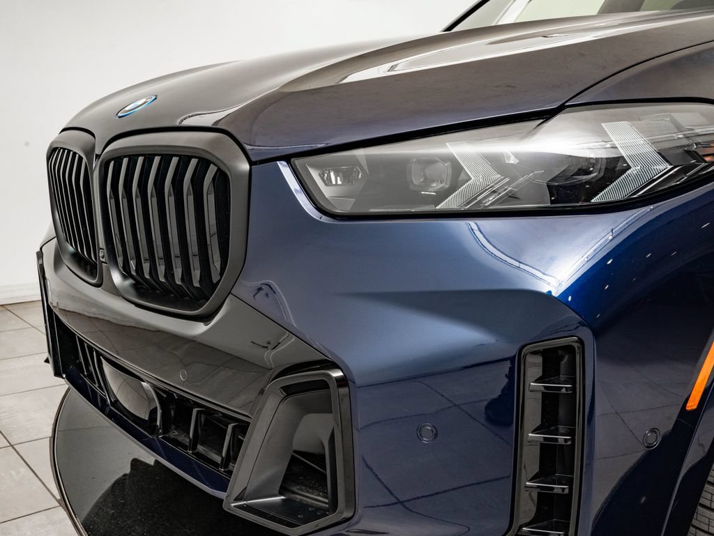 New 2026 BMW X5 xDrive50e w/ M Sport Package AWD/4WD image 3