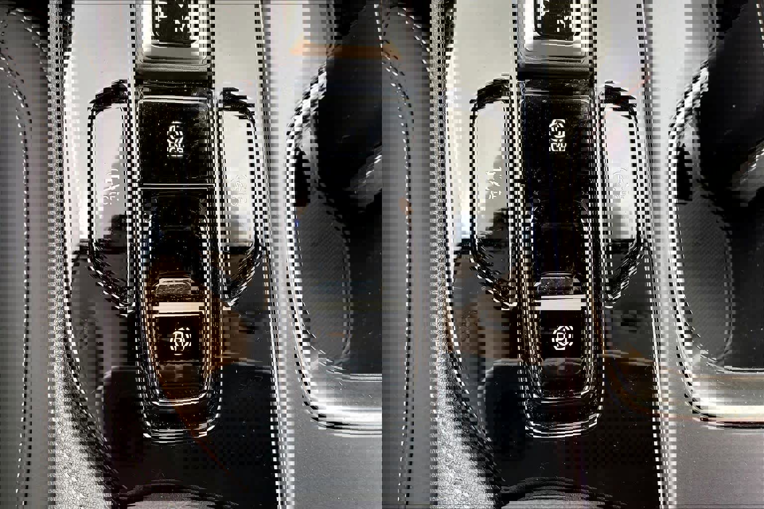 Used 2025 Lexus NX 250 FWD w/ Accessory Package (K3) image 32