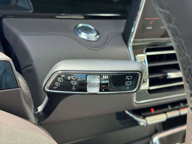 Used 2024 Lincoln Navigator L Black Label AWD/4WD image 26