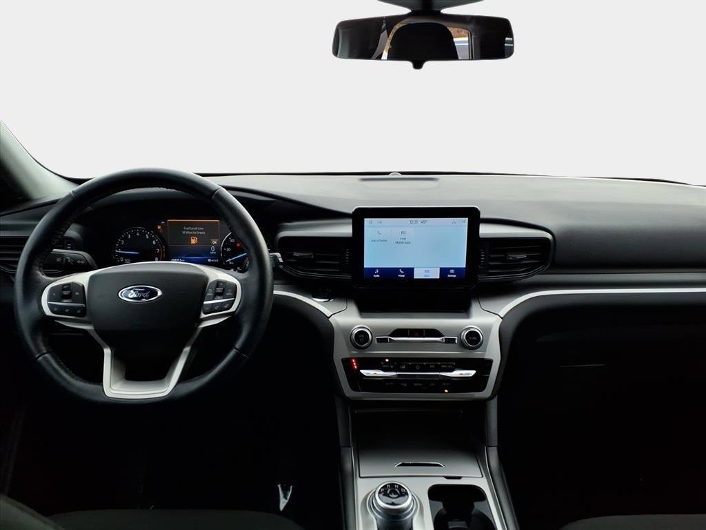 Used 2022 Ford Explorer XLT image 14