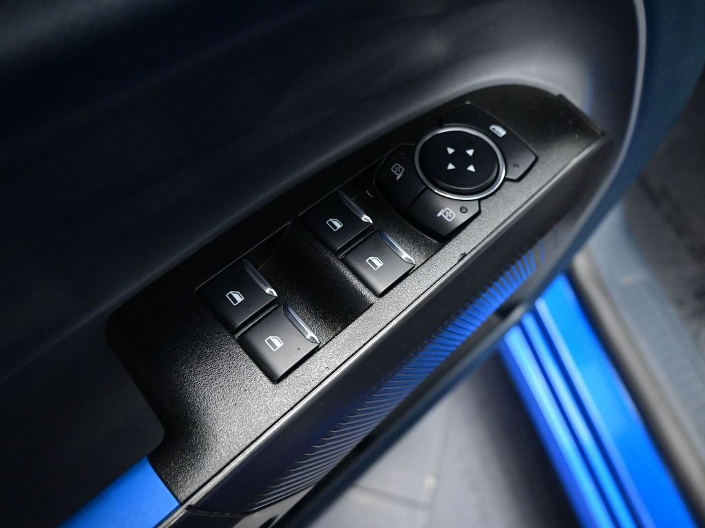 Used 2025 Ford Maverick Lobo image 10