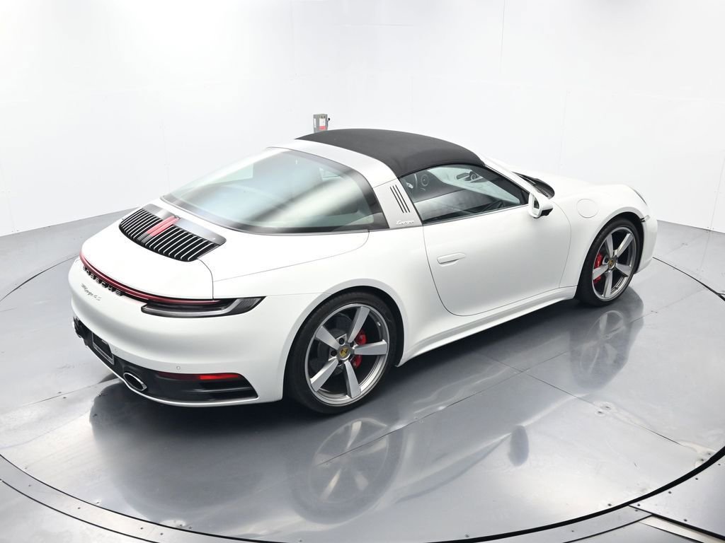 Certified 2021 Porsche 911 Targa 4S image 39