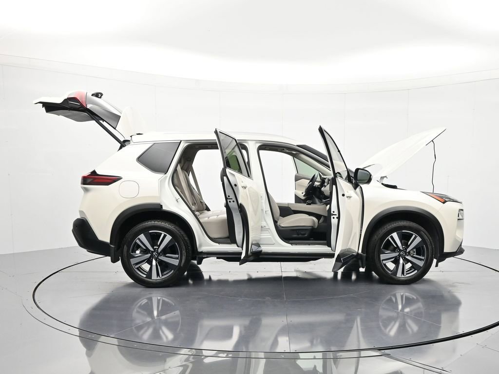 Certified 2023 Nissan Rogue SL FWD image 47