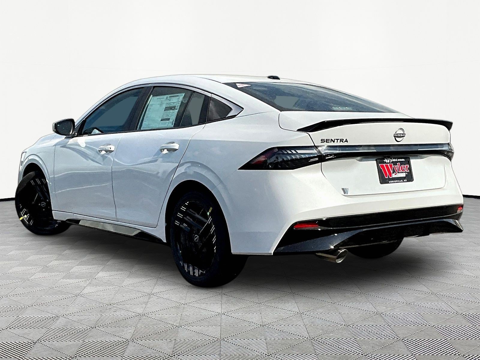New 2027 Nissan Sentra SR w/ SR All Weather Package FWD image 4