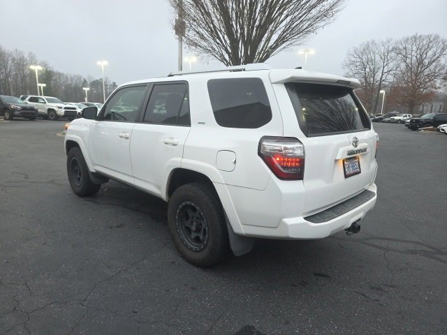 Used 2016 Toyota 4Runner SR5 image 5