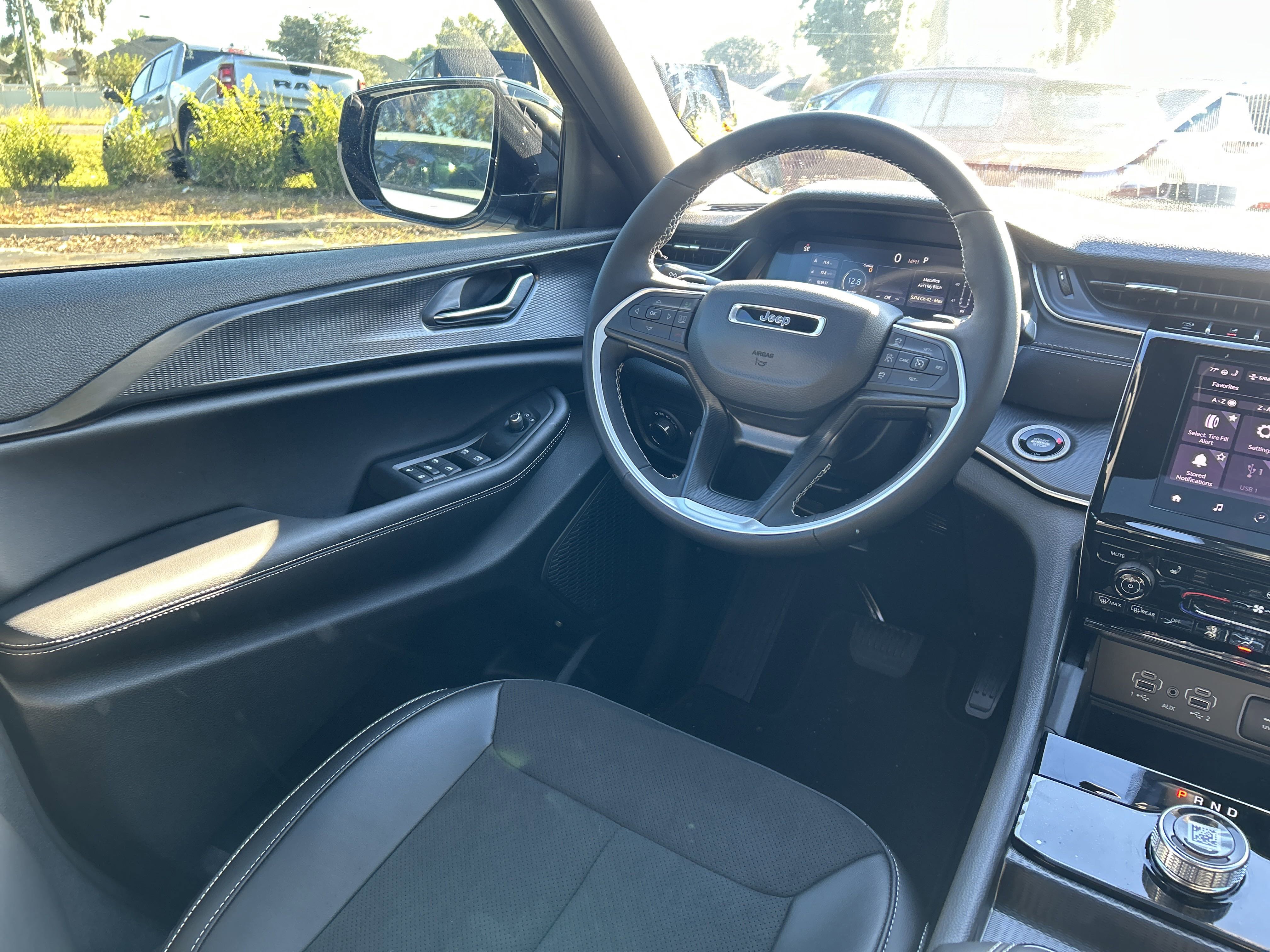 New 2025 Jeep Grand Cherokee Laredo image 48