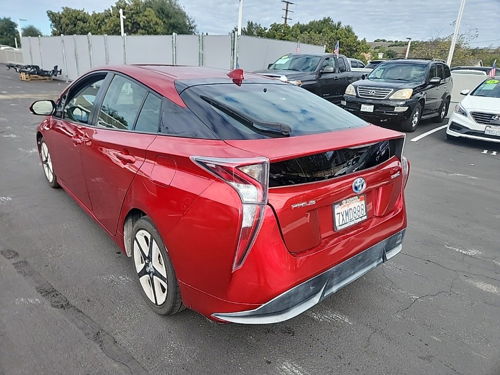 Used 2017 Toyota Prius Three Touring image 3