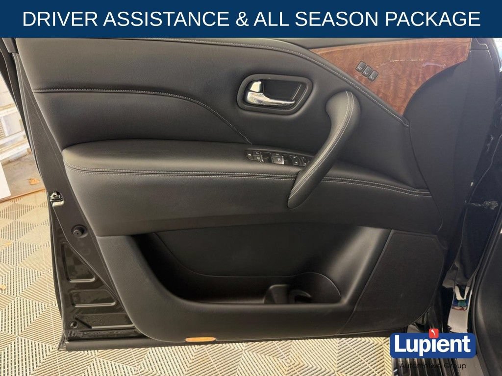 Used 2018 INFINITI QX80 4WD w/ Driver Assistance Package image 19