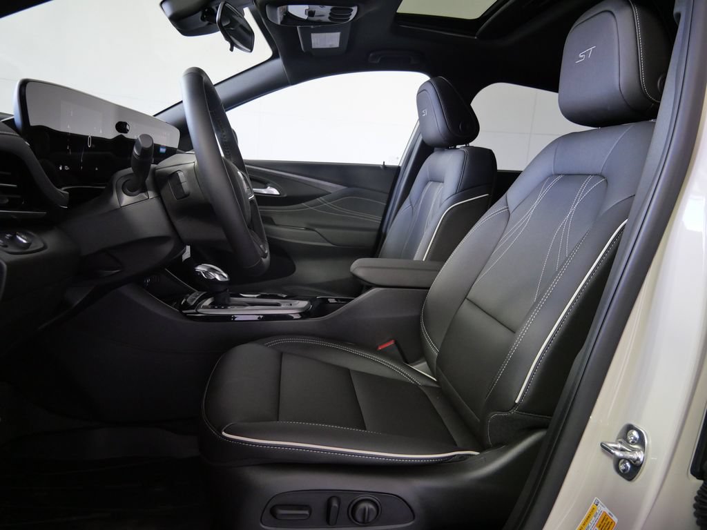 New 2026 Buick Envista Sport Touring w/ Studio Series FWD image 11