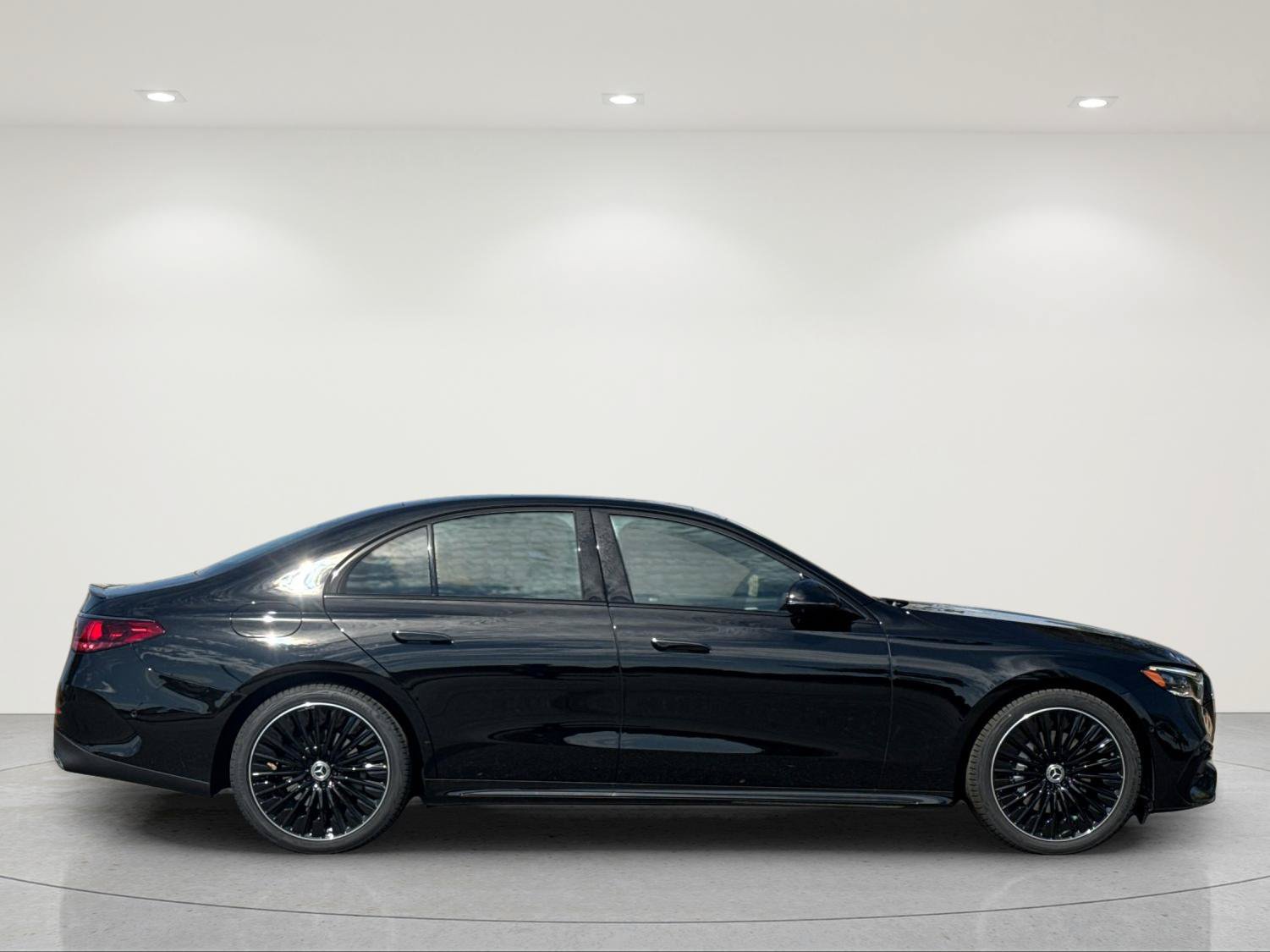 New 2027 Mercedes-Benz E 350 Sedan image 7