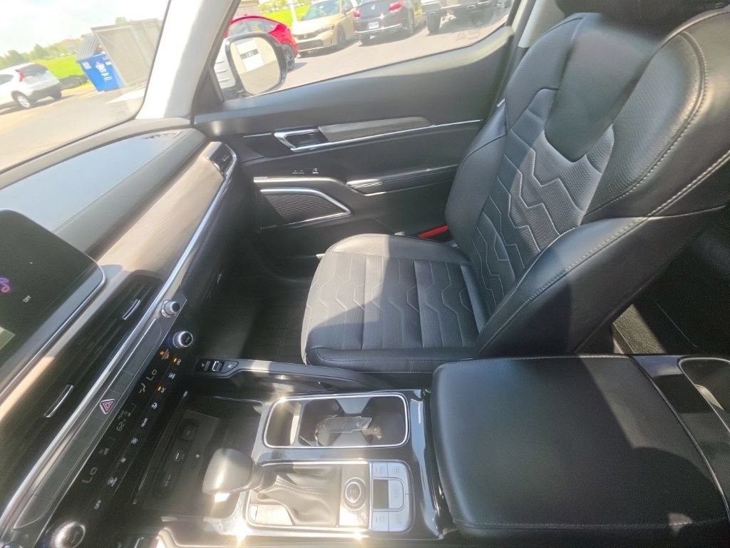 Used 2022 Kia Telluride SX w/ SX Prestige Package AWD/4WD image 23