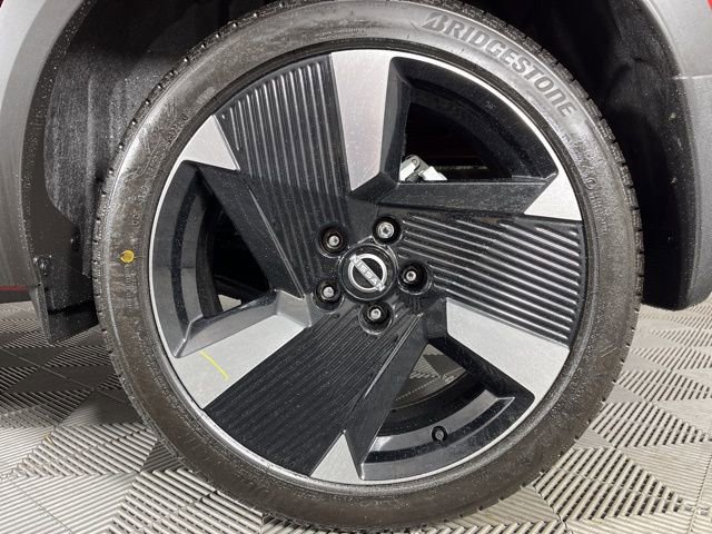 New 2026 Nissan Kicks SR w/ SR Premium Package image 13