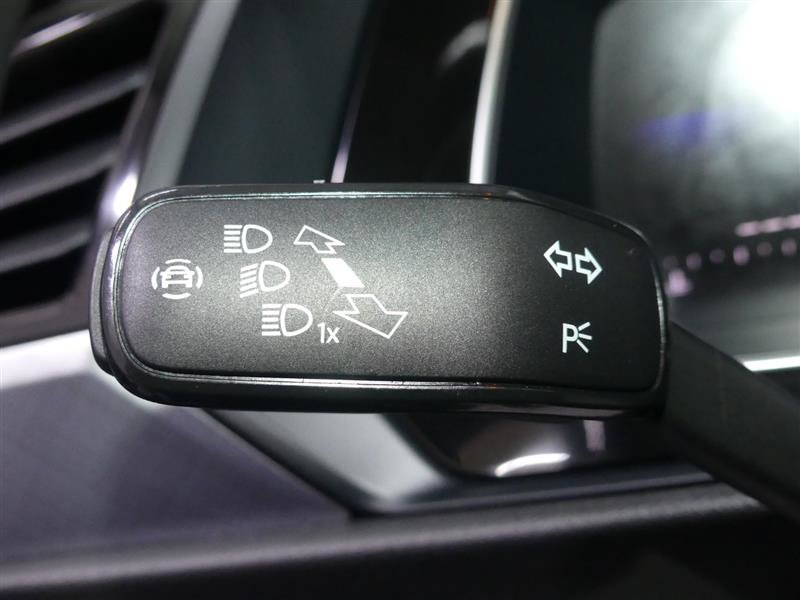 Used 2024 Volkswagen Jetta SE FWD image 34