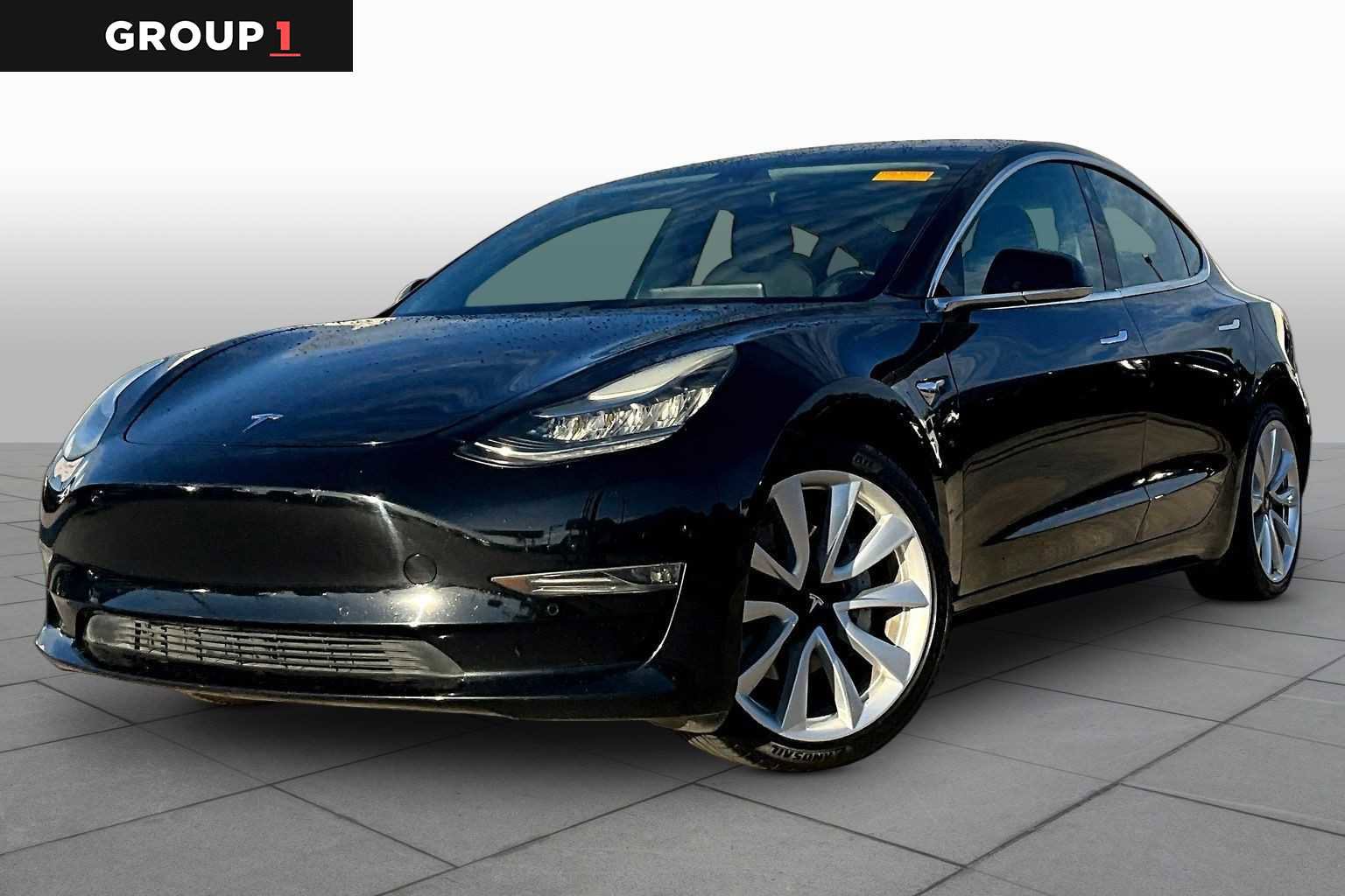 Used 2018 Tesla Model 3 Mid Range image 1