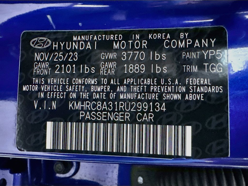 Used 2024 Hyundai Venue SEL FWD image 34