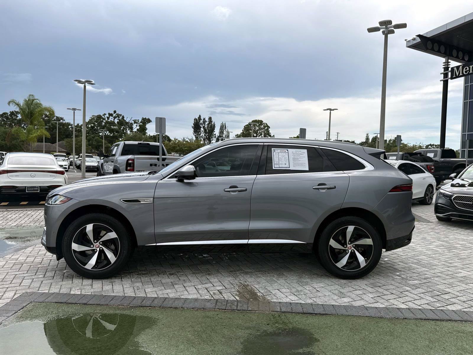 Used 2021 Jaguar F-PACE S AWD/4WD image 3