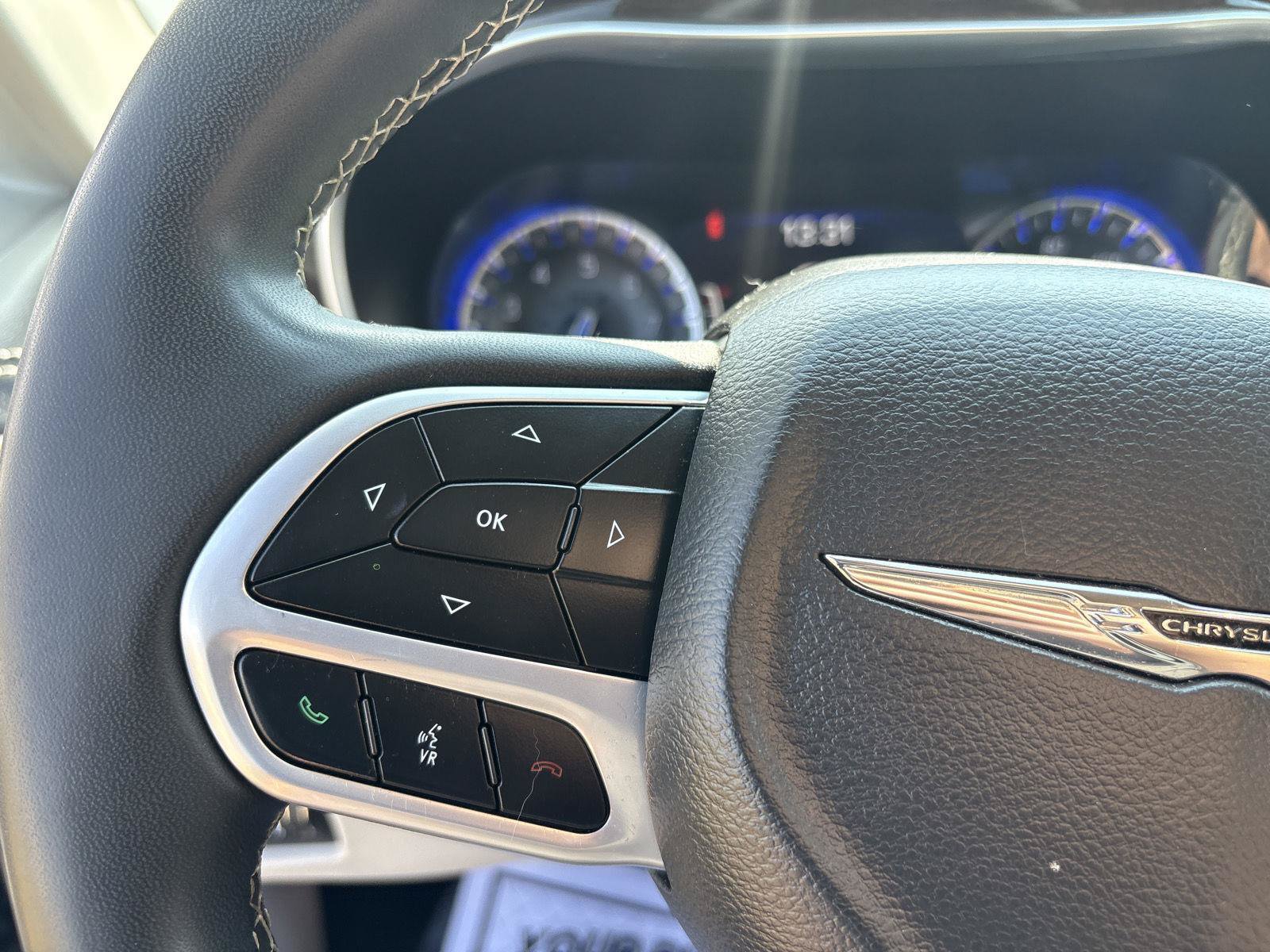 Used 2022 Chrysler Pacifica Limited w/ Uconnect Theater Family Group AWD/4WD image 20