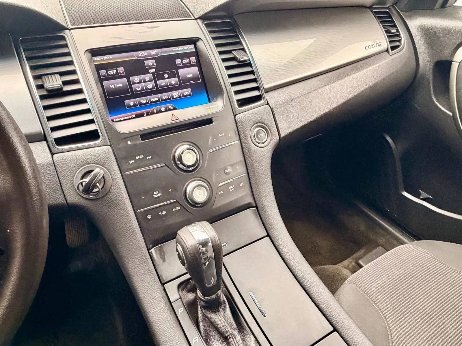 Used 2014 Ford Taurus SEL w/ Equipment Group 201A image 11