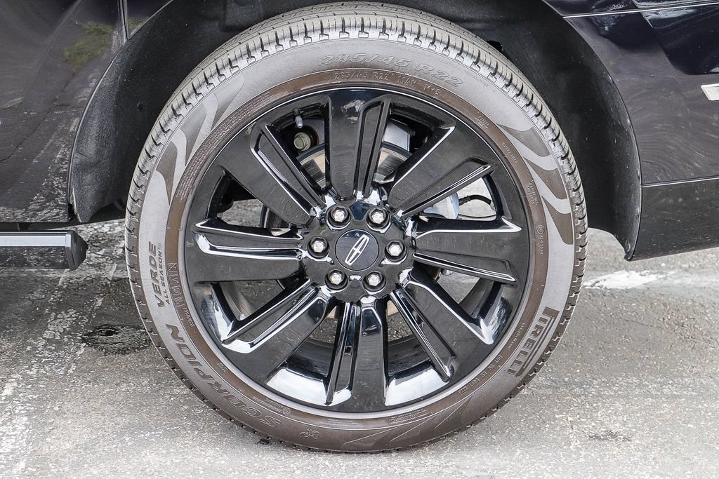 Certified 2023 Lincoln Navigator L Reserve RWD image 14