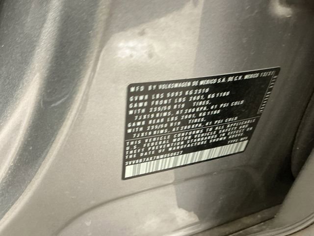 Used 2022 Volkswagen Tiguan SE R-Line image 76