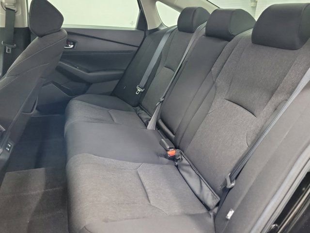 Certified 2025 Honda Accord SE image 11