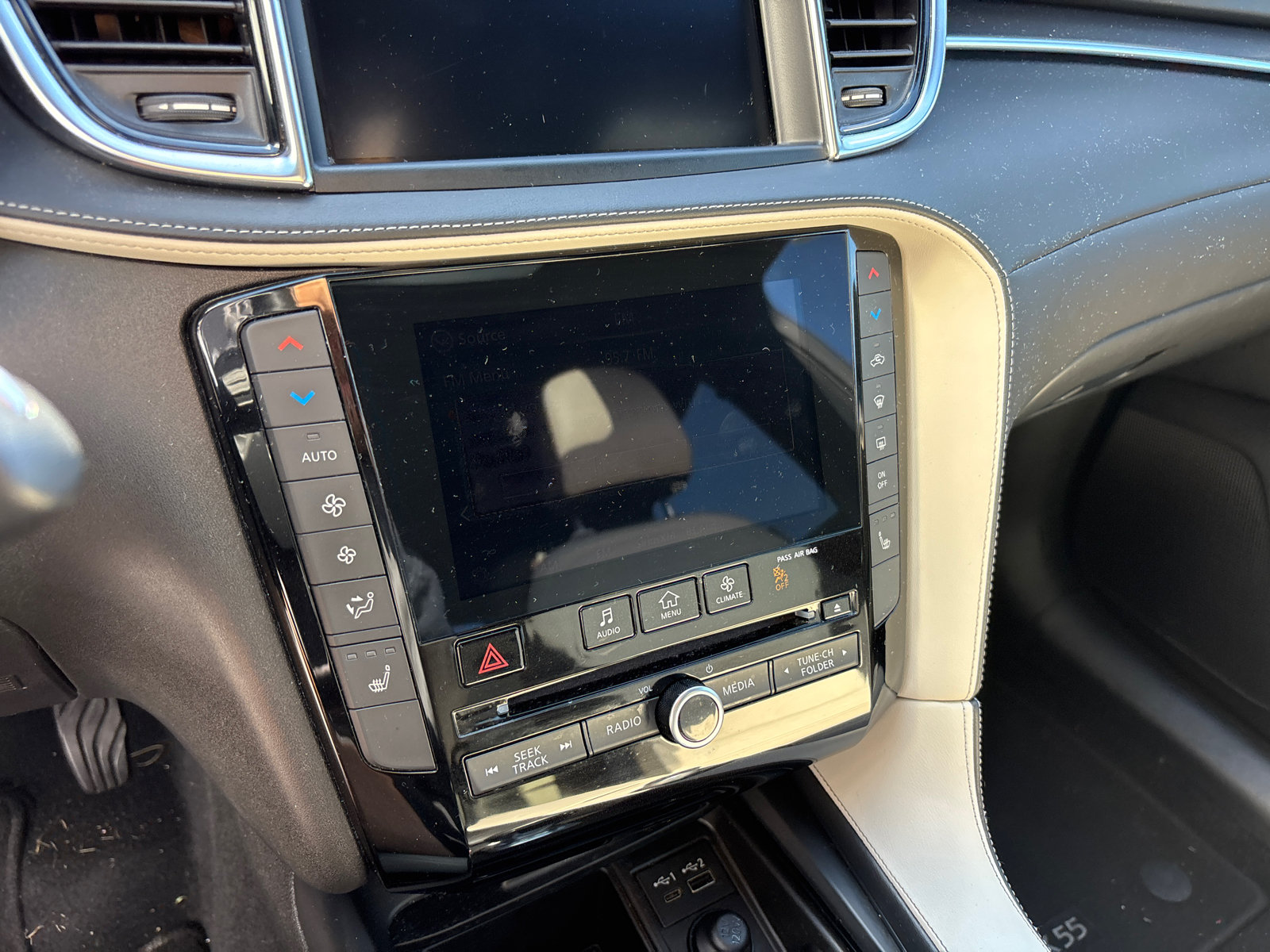 Used 2022 INFINITI QX55 Luxe w/ Cargo Package AWD/4WD image 21