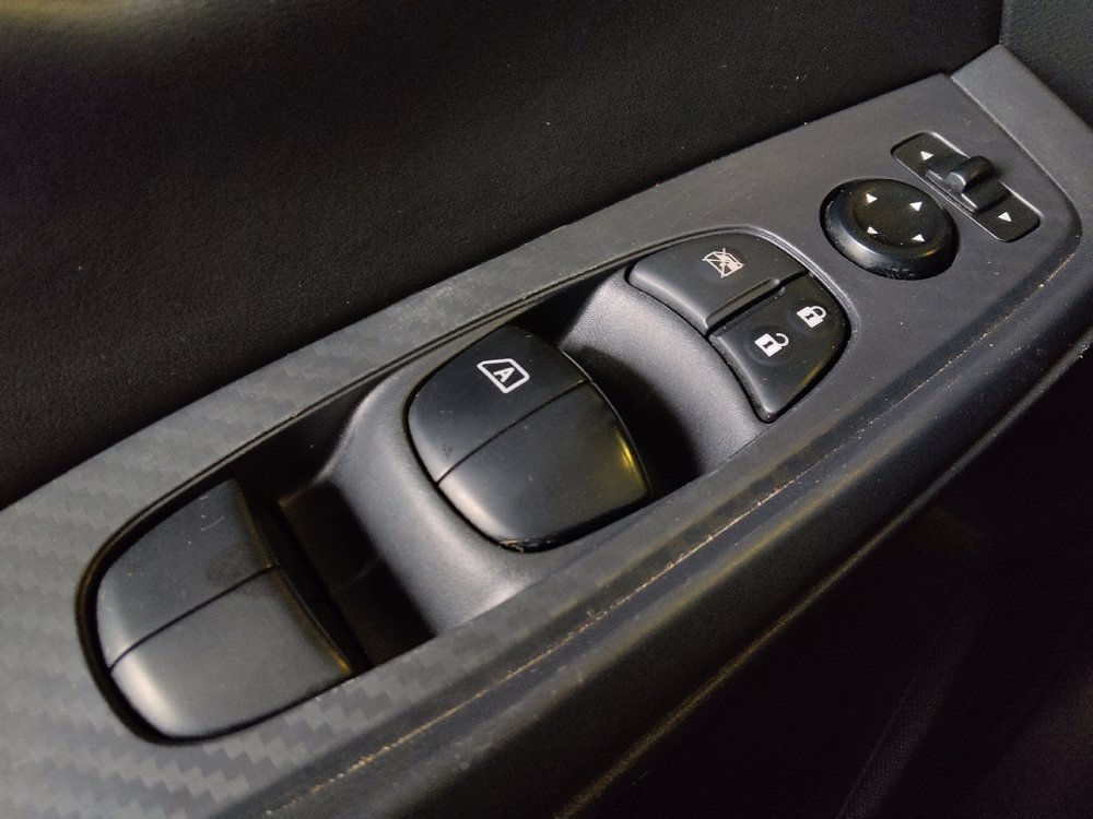 Used 2024 Nissan Sentra SV w/ Lighting Package FWD image 27