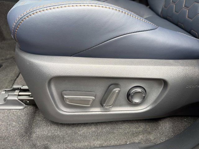 New 2026 Toyota 4Runner Platinum AWD/4WD image 11