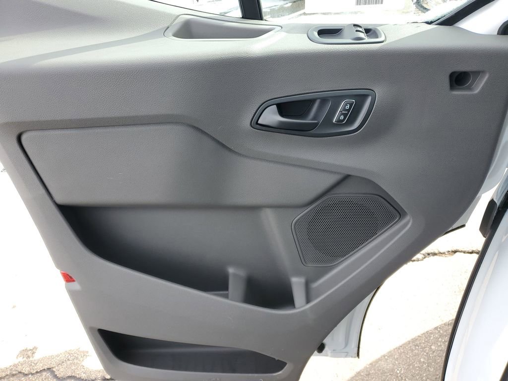 New 2026 Ford Transit 250 148 Medium Roof image 23