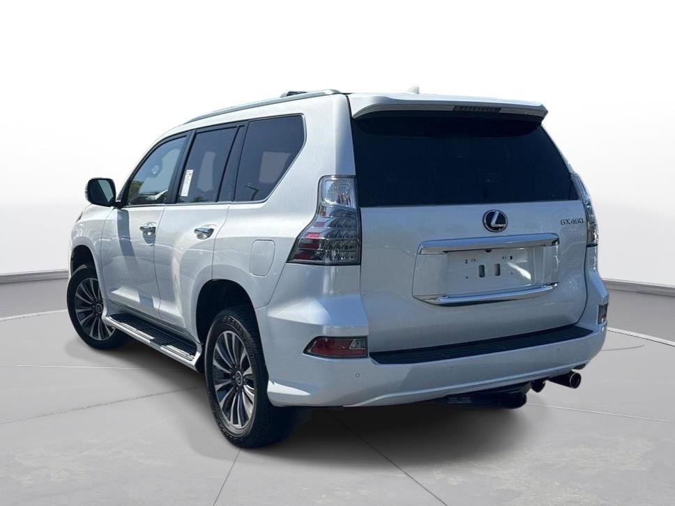 Used 2023 Lexus GX 460 Luxury w/ Accessory Package image 8