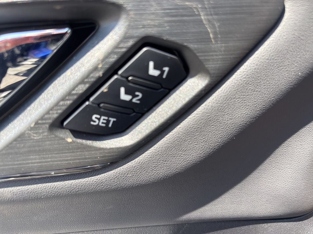 New 2026 Subaru Outback Touring XT AWD/4WD image 18