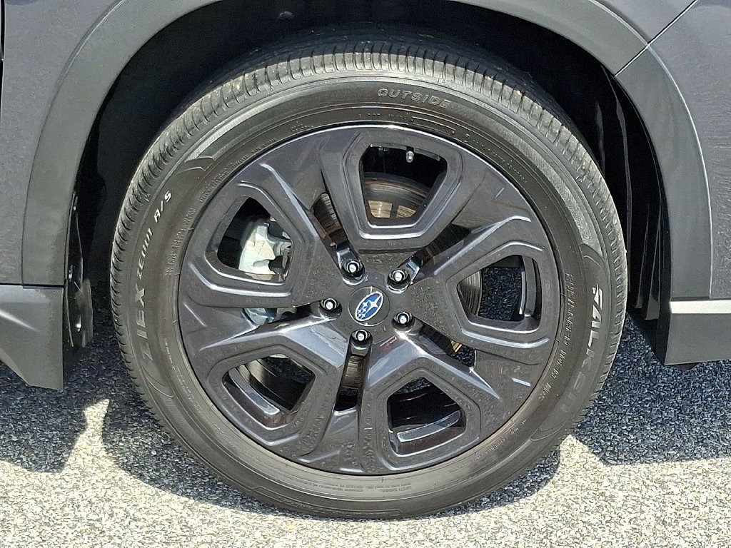 Used 2023 Subaru Ascent Onyx Edition AWD/4WD image 9