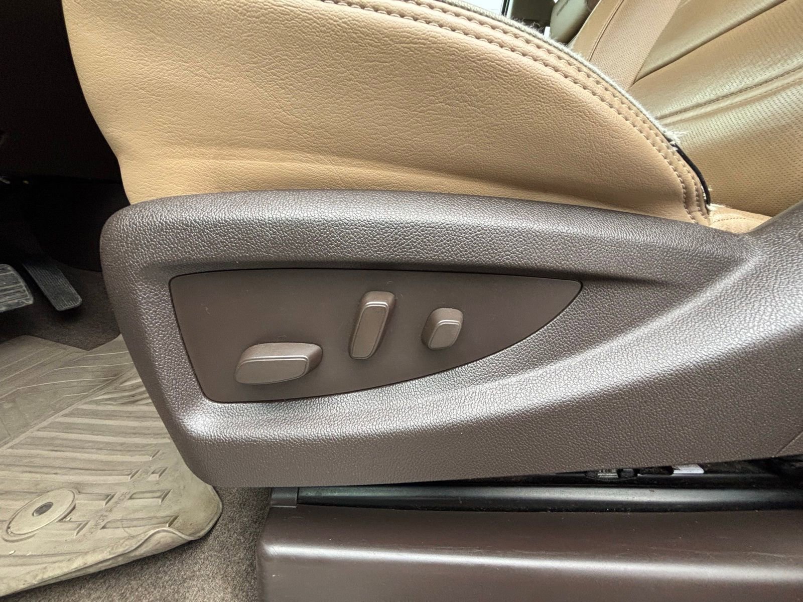 Used 2018 GMC Sierra 3500 Denali image 11