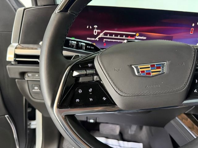 Used 2025 Cadillac Escalade Sport Platinum w/ LPO, Floor Liner Package AWD/4WD image 18
