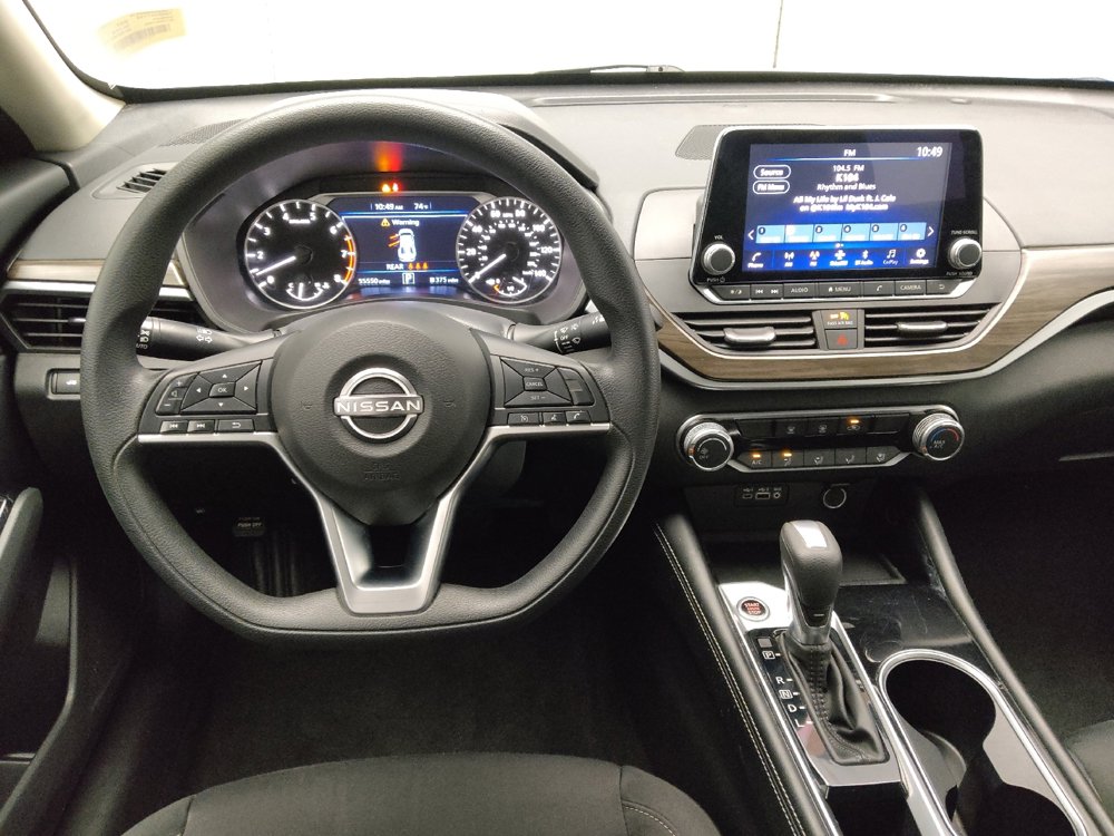Used 2023 Nissan Altima 2.5 SV image 22