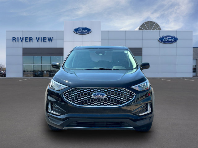 Used 2024 Ford Edge SEL w/ Convenience Package AWD/4WD image 2