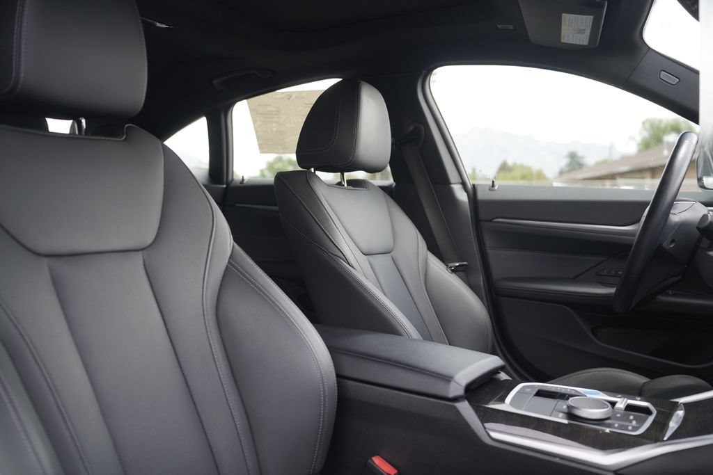 Used 2023 BMW i4 eDrive35 RWD image 14