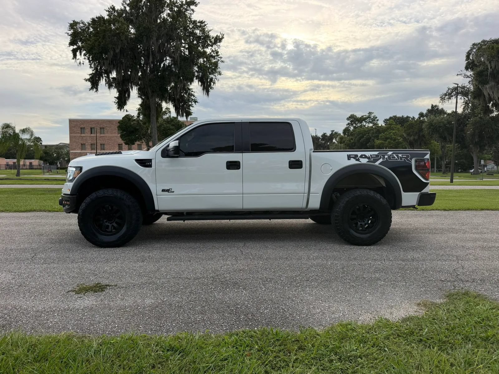 Used 2012 Ford F150 Raptor AWD/4WD image 9