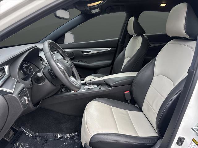 Used 2023 INFINITI QX55 Luxe w/ Cargo Package image 4