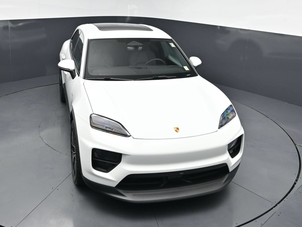 New 2026 Porsche Macan 4 Electric AWD/4WD image 19
