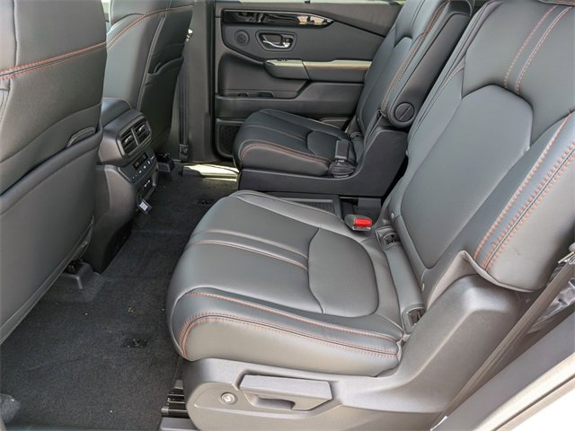 New 2025 Honda Pilot TrailSport image 24