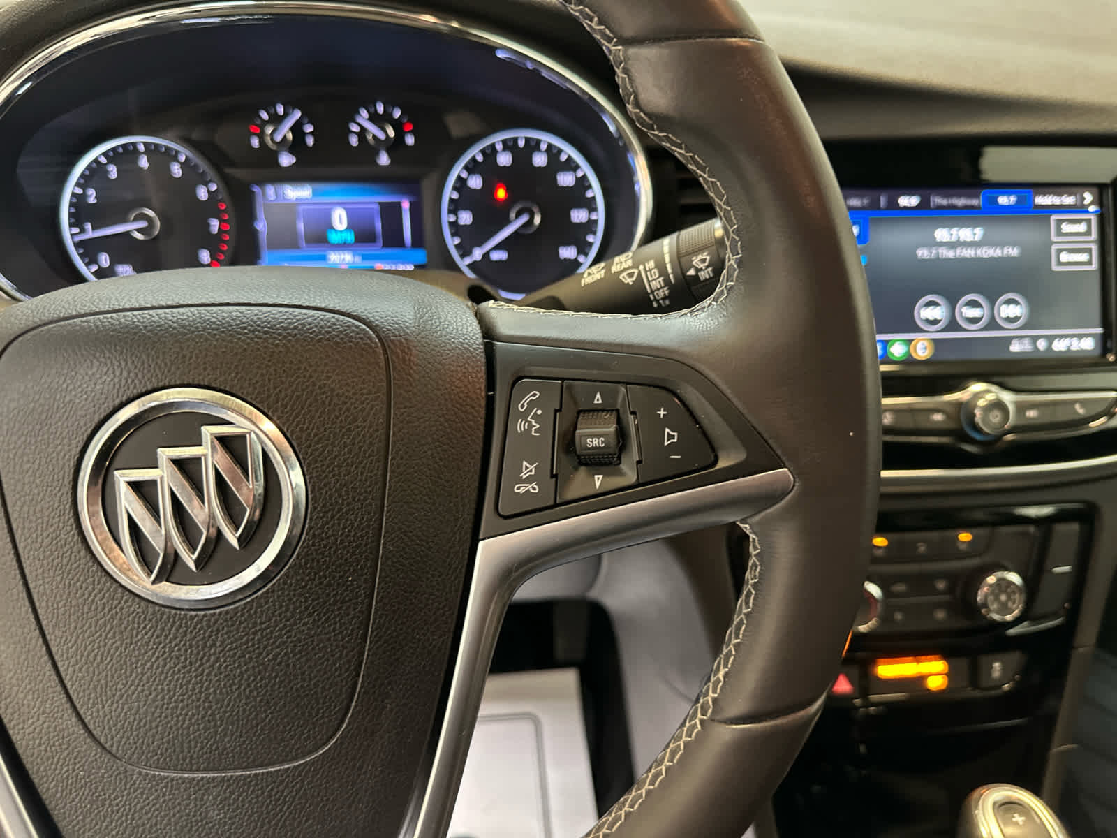 Certified 2022 Buick Encore Preferred w/ Safety Package image 22