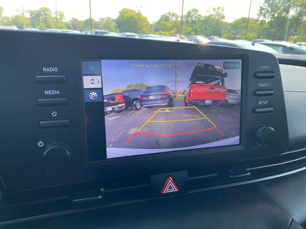 Used 2025 Hyundai Elantra Sport image 10