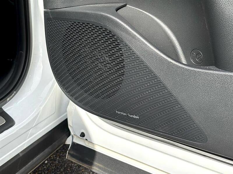 Used 2025 Hyundai Palisade Calligraphy image 55