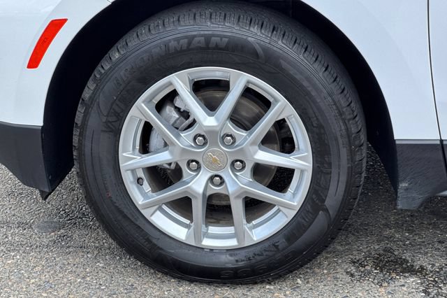 Used 2024 Chevrolet Equinox LT AWD/4WD image 45