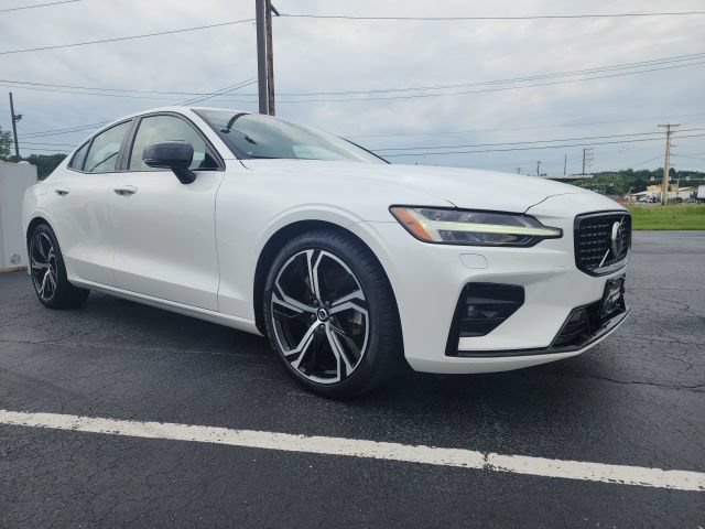 Certified 2024 Volvo S60 B5 Core AWD/4WD image 1