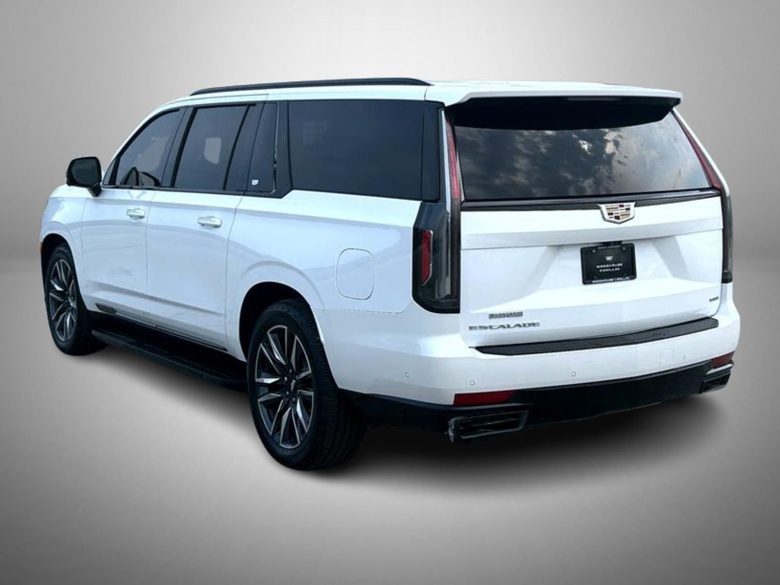 Certified 2024 Cadillac Escalade ESV Sport Platinum image 7