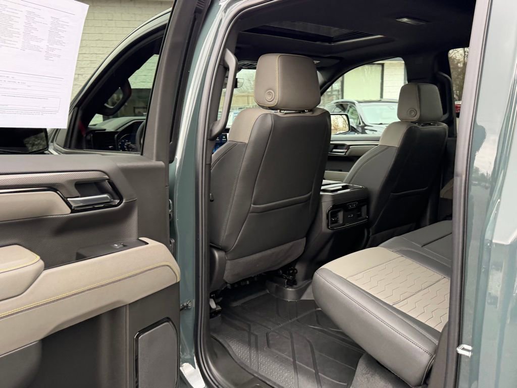 Certified 2025 Chevrolet Silverado 1500 ZR2 w/ Technology Package AWD/4WD image 15
