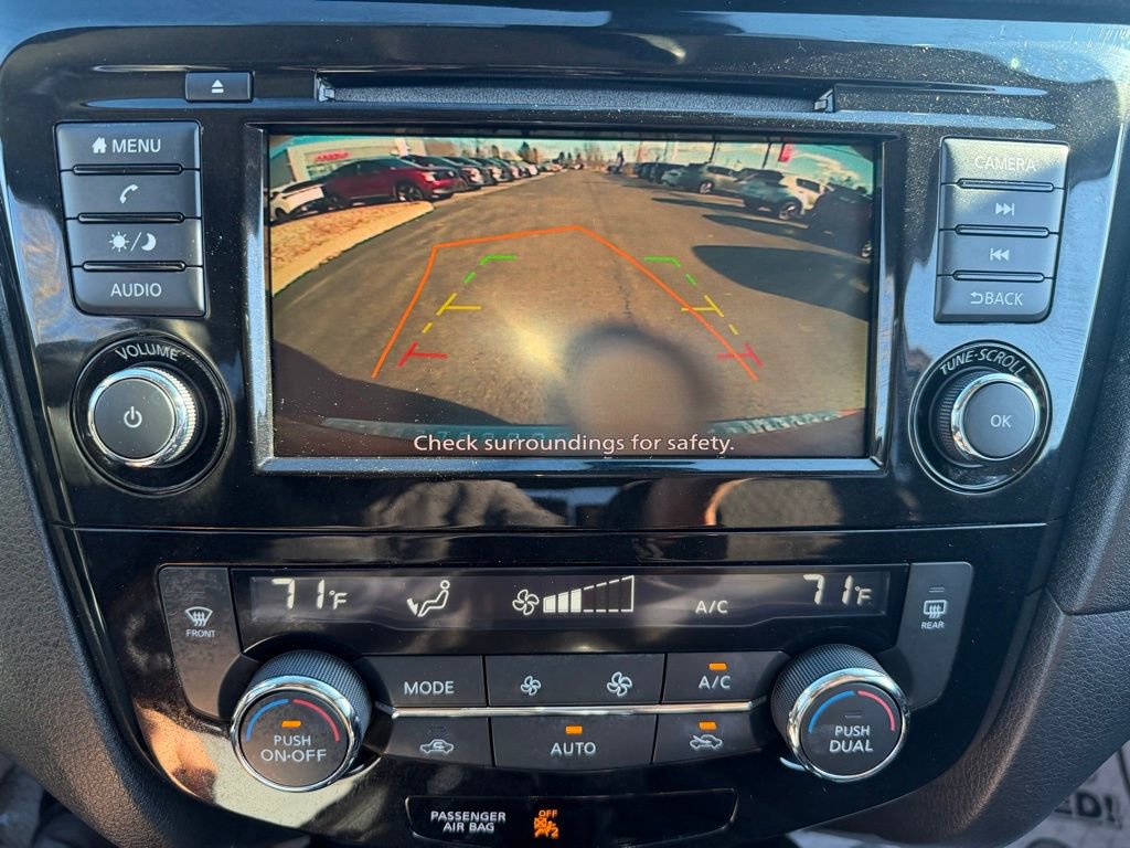 Used 2019 Nissan Rogue SV image 21