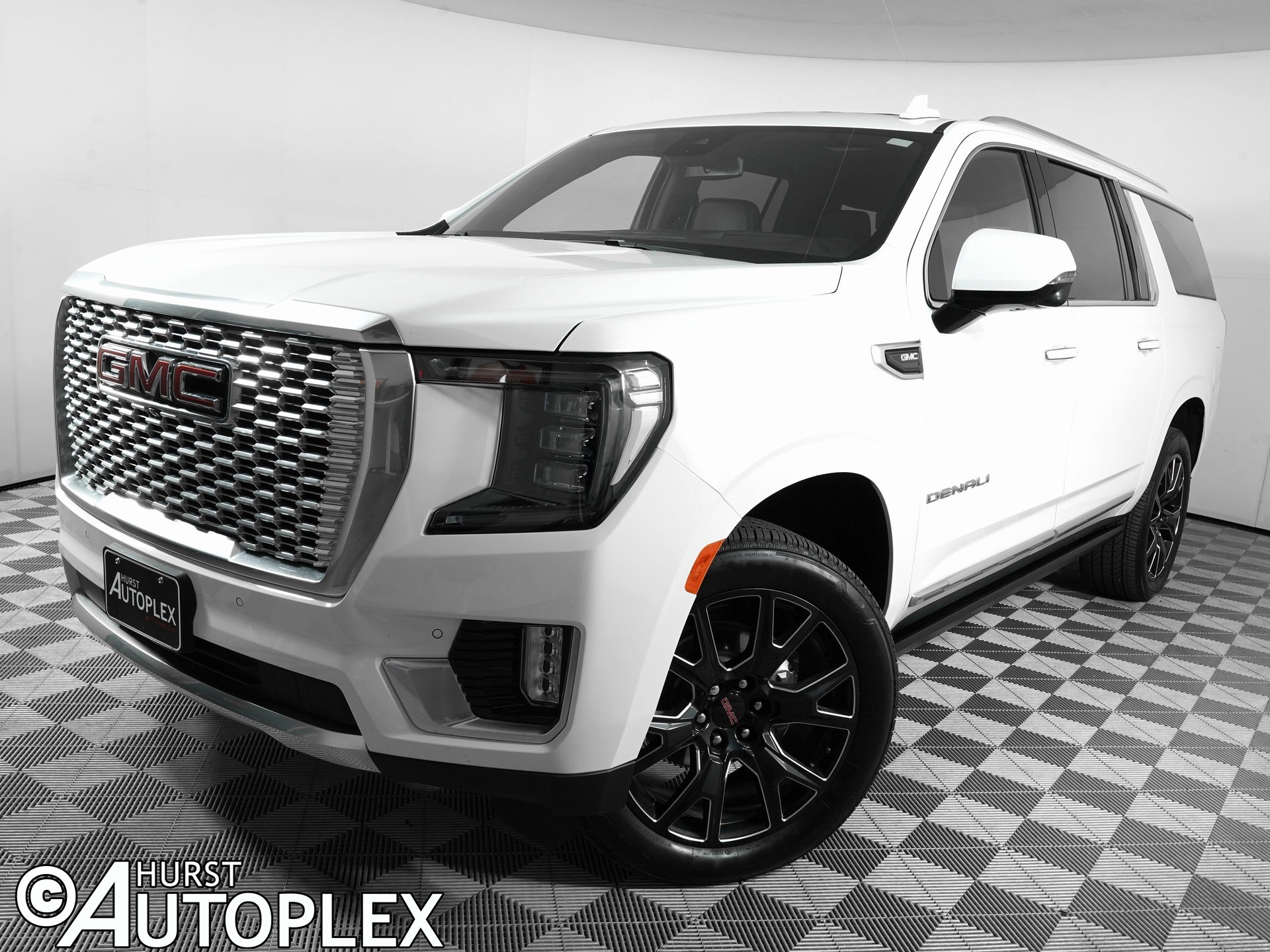 Used 2024 GMC Yukon XL Denali